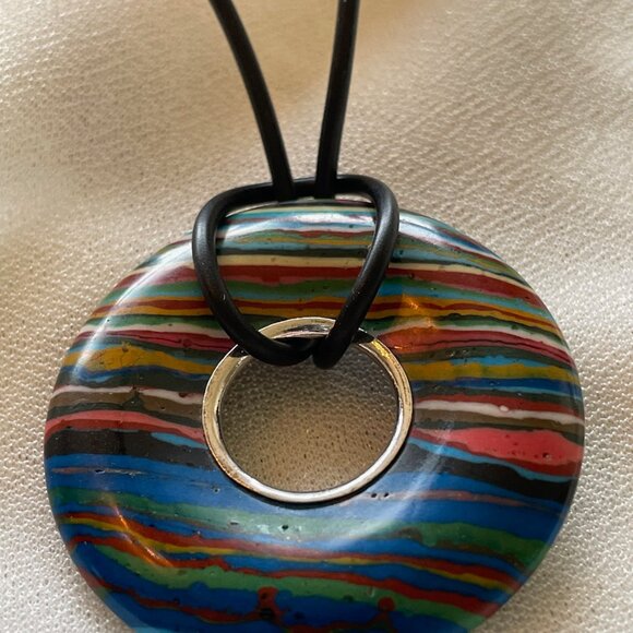 Jay King Rainbow Calsillica reversible Disk Necklace on leather adjustable cord - Picture 7 of 11